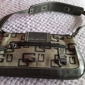 Guess wristlet